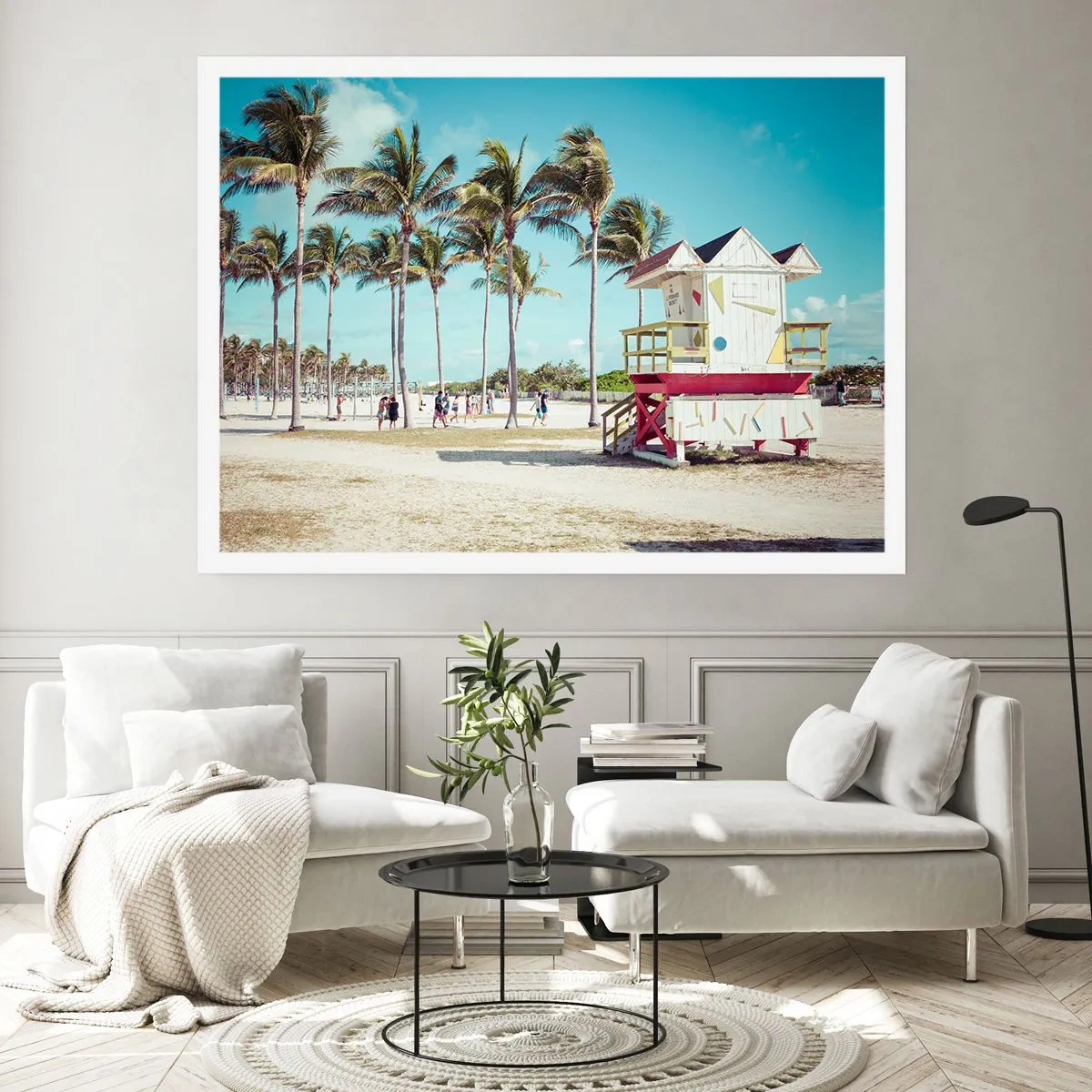 Plakat - Plaża z palmami i wieżą ratowniczą w tle - 100x70cm - Przed tobą piękny dzień - Nowoczesna dekoracja ścienna do salonu i sypialni ARTTOR
