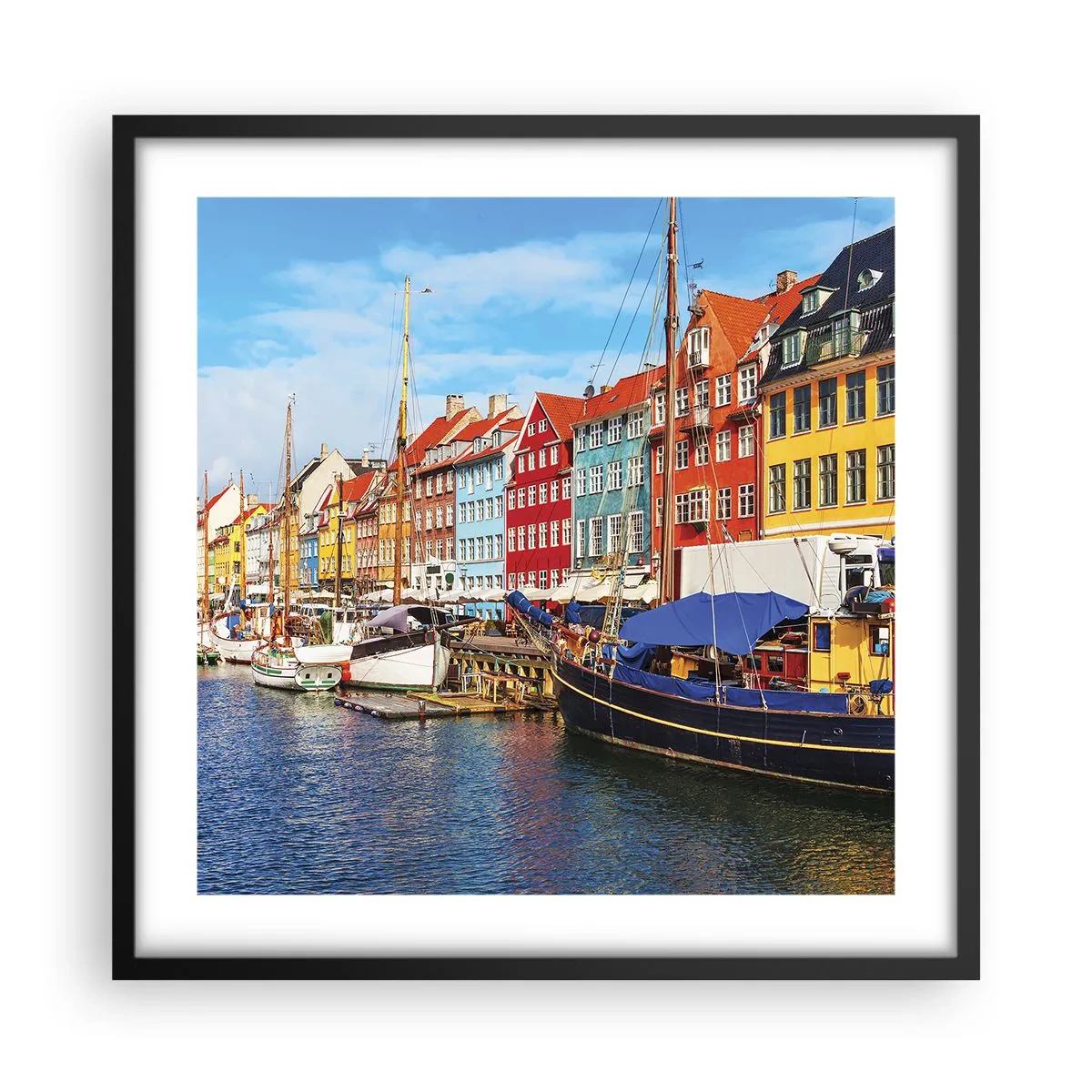 Plakat w czarnej ramie - Radosne nabrzeże - 50x50 cm