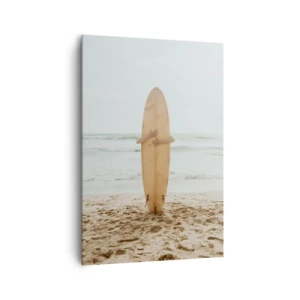 Obraz na płótnie - Osoba trzymająca deskę surfingową na tle oceanu - 70x100cm - Z miłości do fal - Nowoczesna dekoracja ścienna do salonu i sypialni ARTTOR