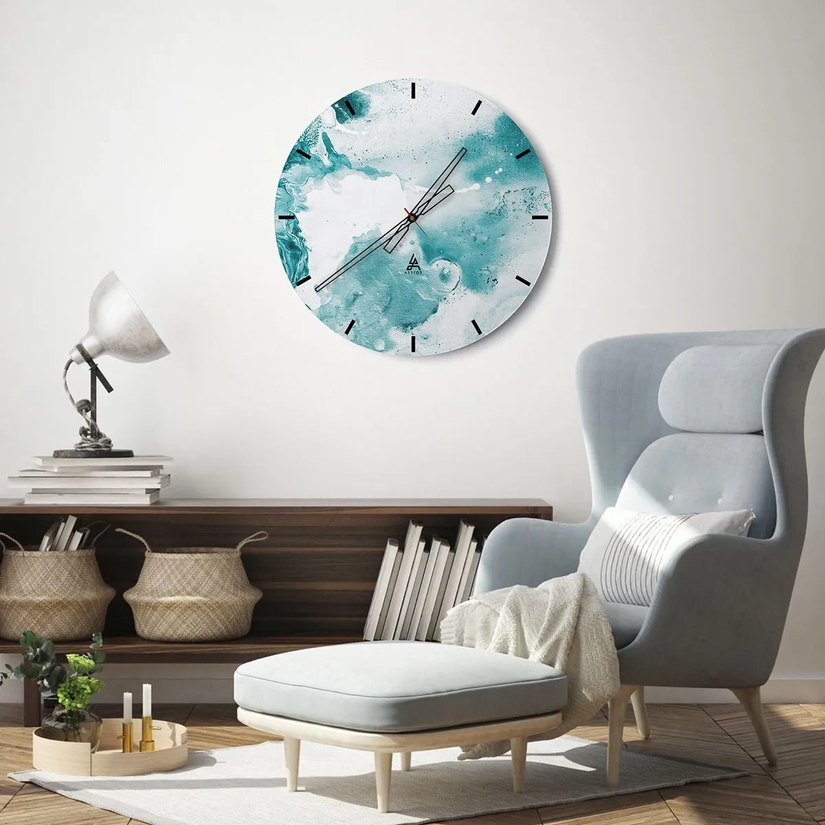 Zegar ścienny - Abstrakcyjna kompozycja w turkusowych i białych odcieniach - 30x30cm - Rozlewiska błękitu - Nowoczesna dekoracja ścienna do salonu, kuchni i sypialni ARTTOR
