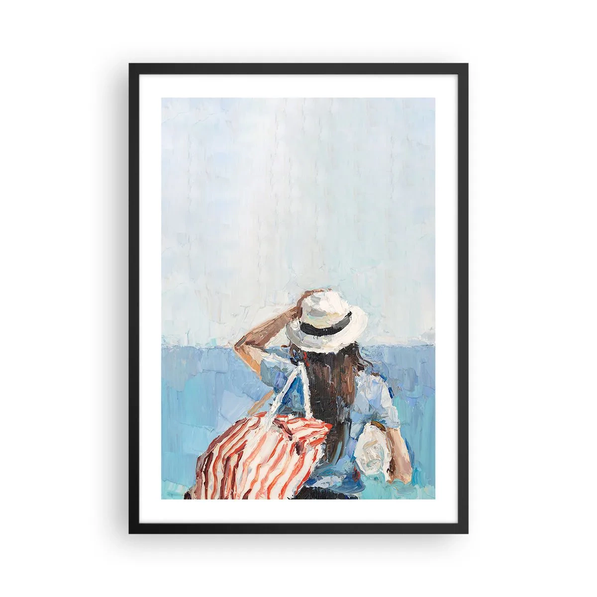 Plakat w czarnej ramie - Kobieta w kapeluszu spoglądająca na morze - 50x70cm - Witaj na wakacjach - Nowoczesna dekoracja ścienna do salonu i sypialni ARTTOR