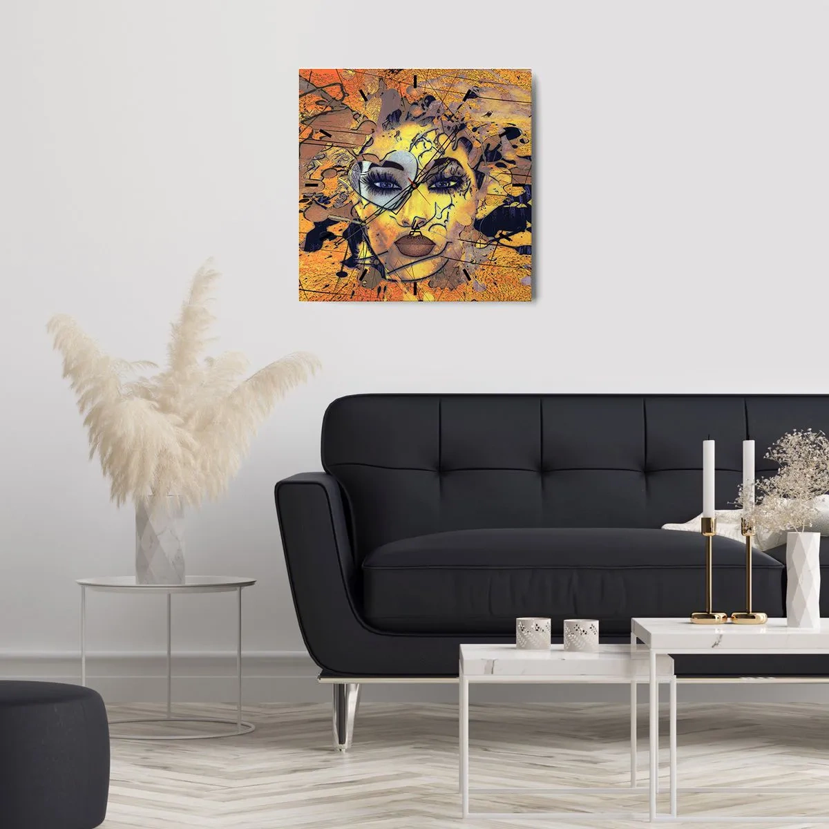 Zegar ścienny - Abstrakcyjny portret kobiety w złoto-żółtych tonacjach - 30x30cm - Słoneczna piękność - Nowoczesna dekoracja ścienna do salonu i sypialni ARTTOR