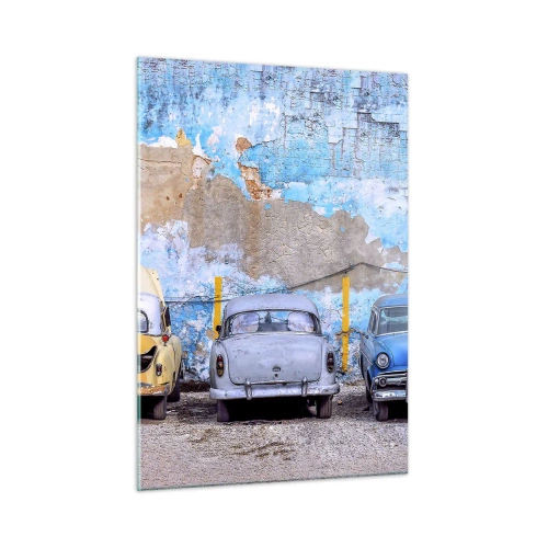 Obraz na szkle - Zabytkowe samochody na tle zniszczonego muru - 50x70cm - Spotkanie weteranów - Nowoczesna dekoracja ścienna do salonu, kuchni i sypialni ARTTOR