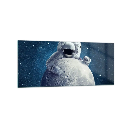 Obraz na szkle - Astronauta trzymający księżyc na tle rozgwieżdżonego nieba - 120x50cm - Kosmiczny żartowniś - Nowoczesna dekoracja ścienna do salonu i sypialni ARTTOR