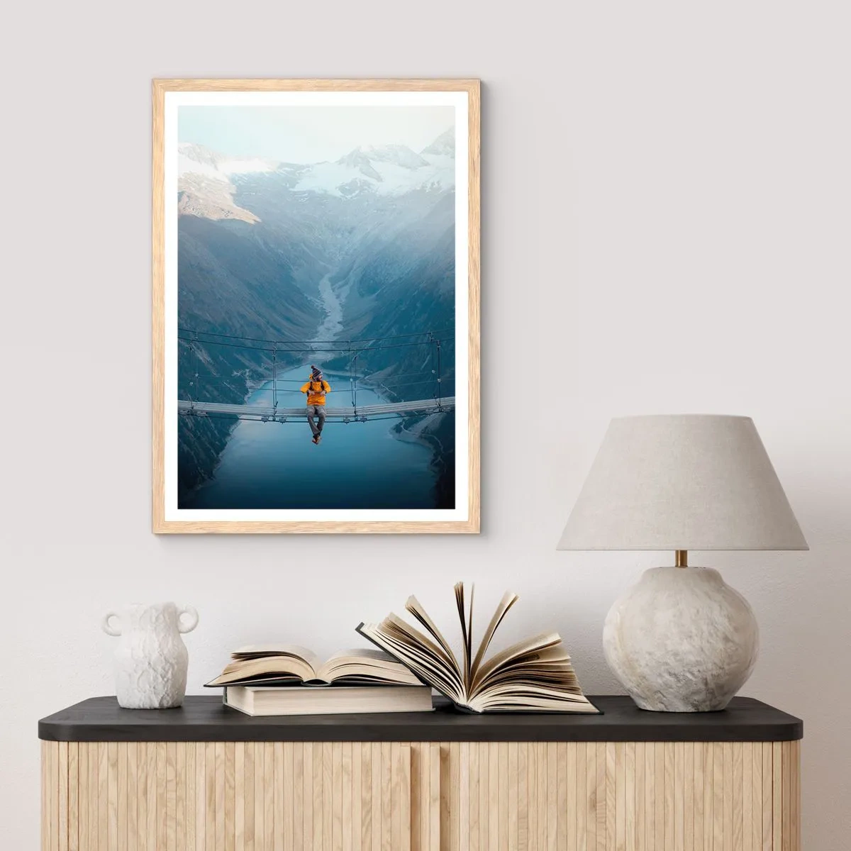 Plakat w ramie jasny dąb - Zachwycony w zawieszeniu - 70x100 cm