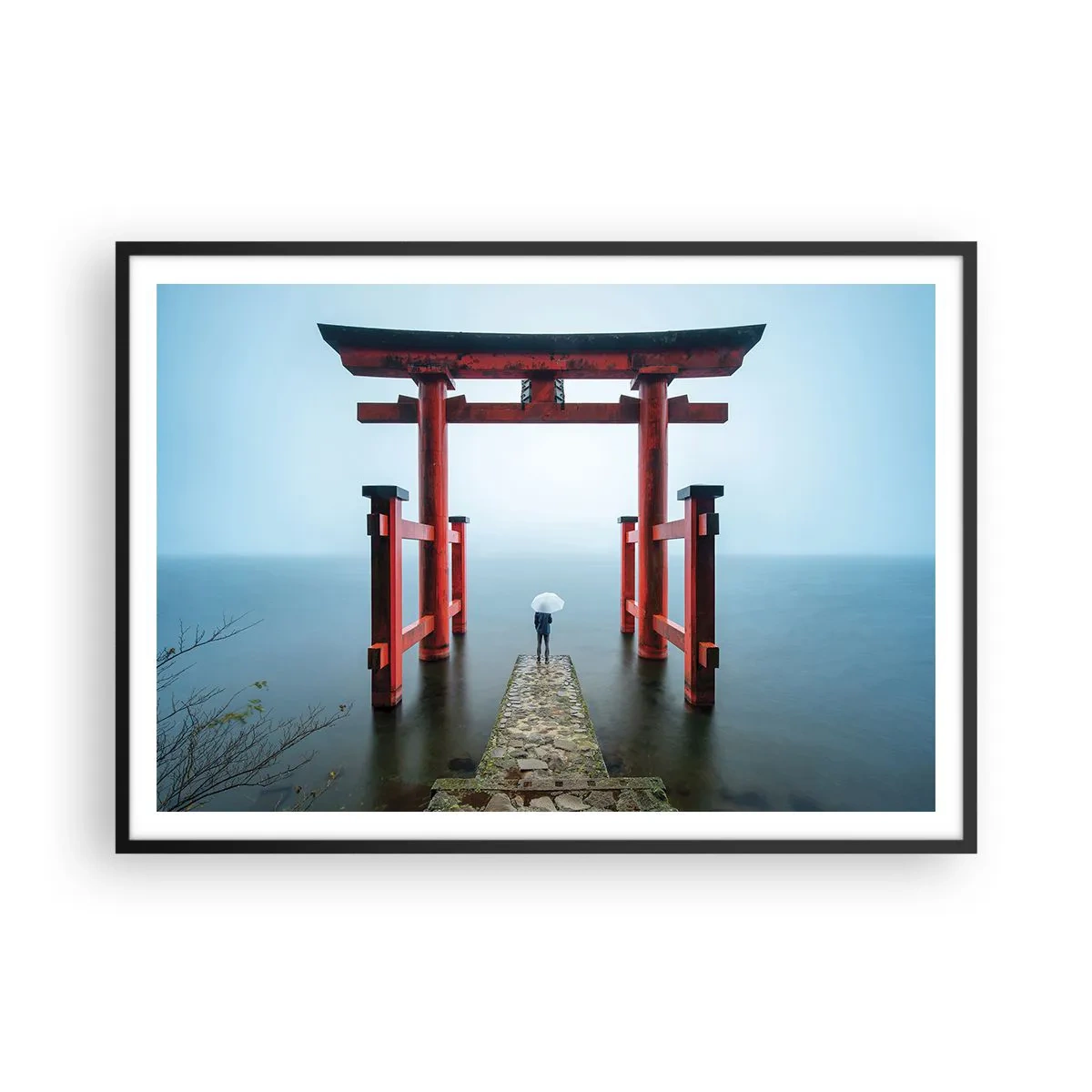 Plakat w czarnej ramie - Brama torii nad spokojnym jeziorem w Japonii - 100x70cm - Japońska zaduma - Nowoczesna dekoracja ścienna do salonu i sypialni ARTTOR