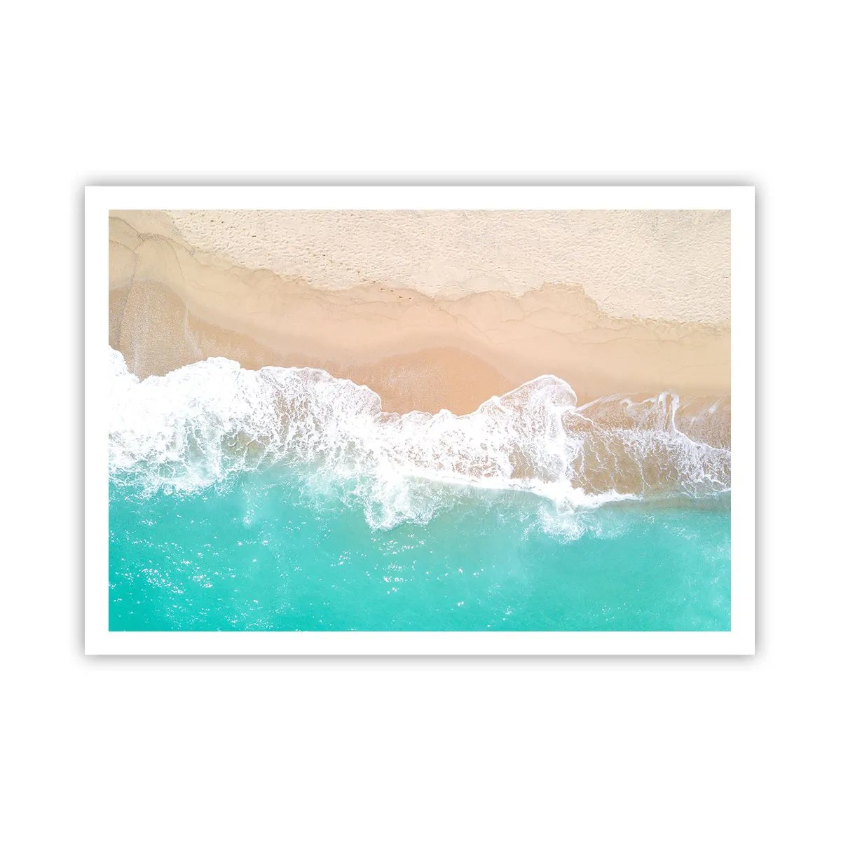 Plakat - Plaża z turkusową wodą i delikatnymi falami z lotu ptaka - 100x70cm - Pieszczotliwy dotyk - Nowoczesna dekoracja ścienna do salonu i sypialni ARTTOR