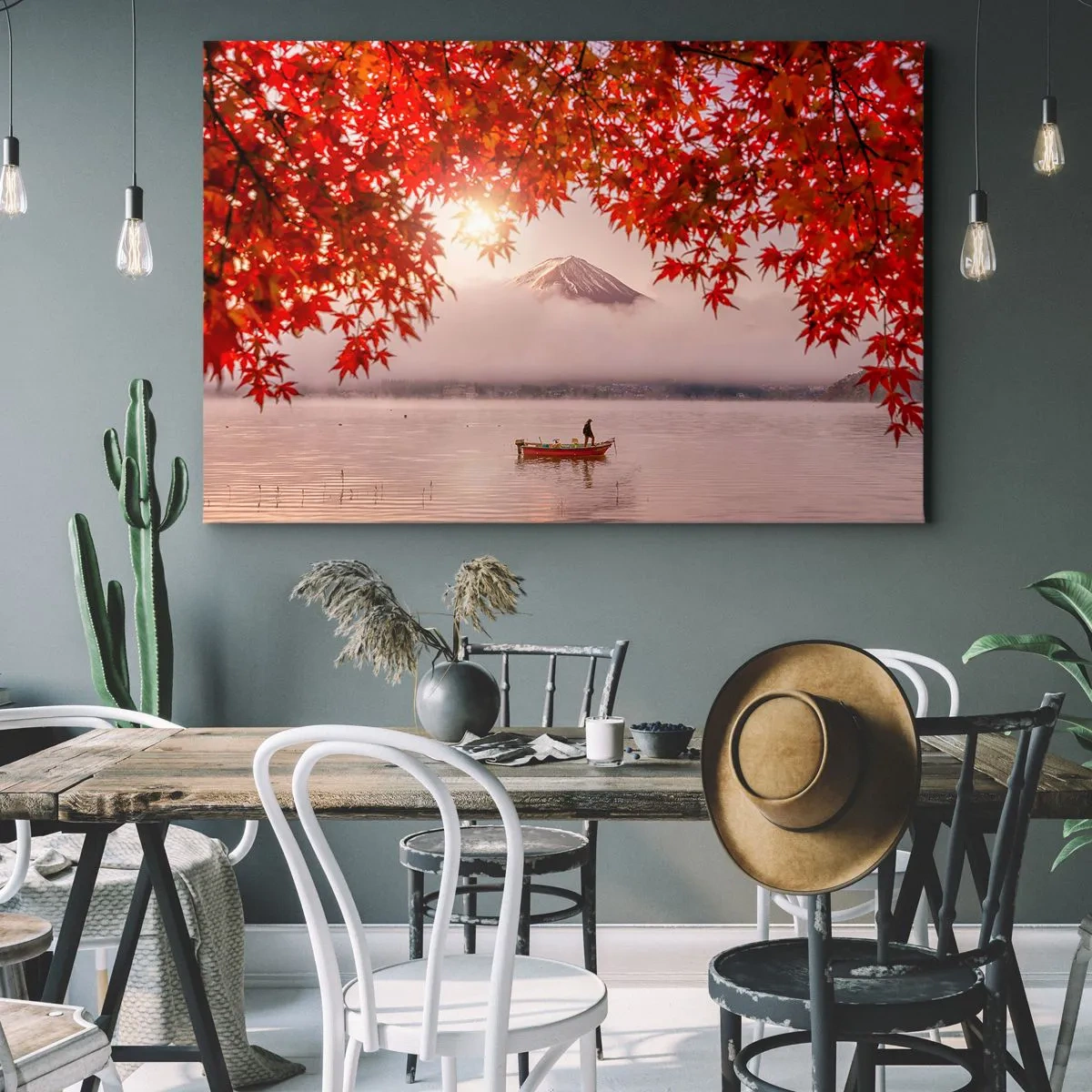 Obraz na płótnie - Łódka na jeziorze otoczona czerwonymi liśćmi klonu - 70x50cm - W japońskim klimacie - Nowoczesna dekoracja ścienna do salonu i sypialni ARTTOR