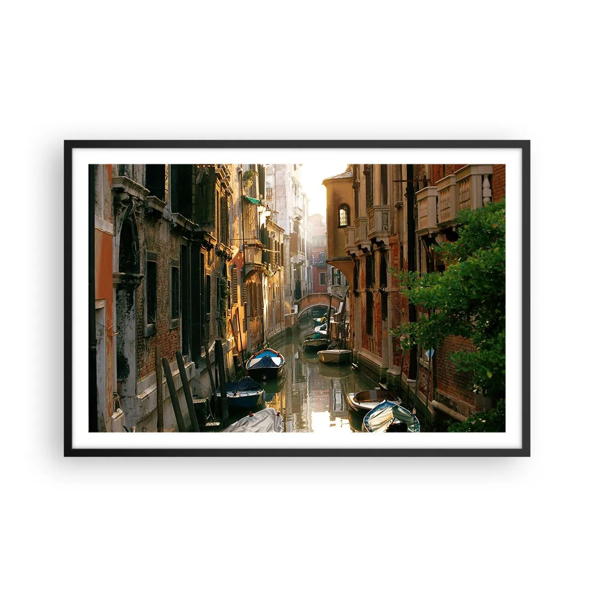 Plakat w czarnej ramie - W weneckim zaułku - 91x61 cm