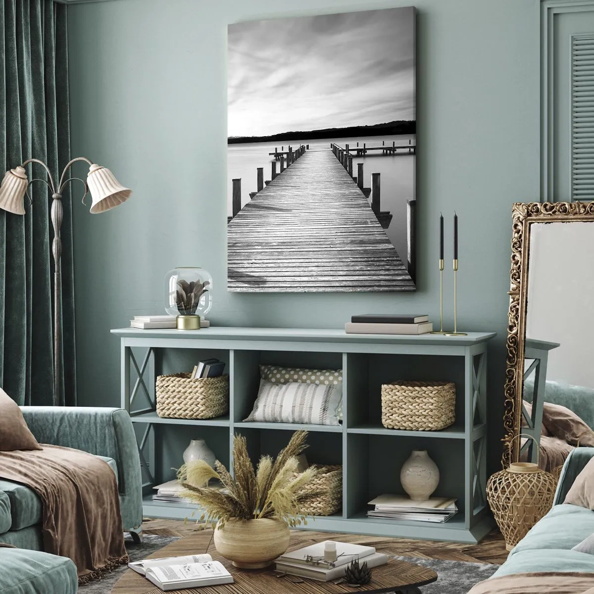 Obraz na płótnie - Czarno-biały pomost na spokojnym jeziorze - 70x100cm - U wodopoju – spokoju - Nowoczesna dekoracja ścienna do salonu i sypialni ARTTOR