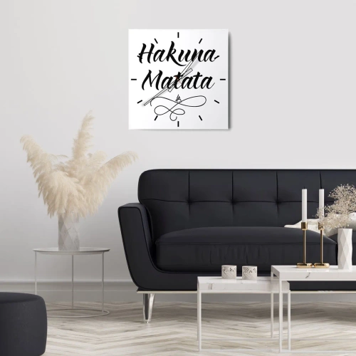 Zegar ścienny - Cytat Hakuna Matata w eleganckiej czcionce na białym tle - 30x30cm - Najlepsza rada - Nowoczesna dekoracja ścienna do salonu i sypialni ARTTOR