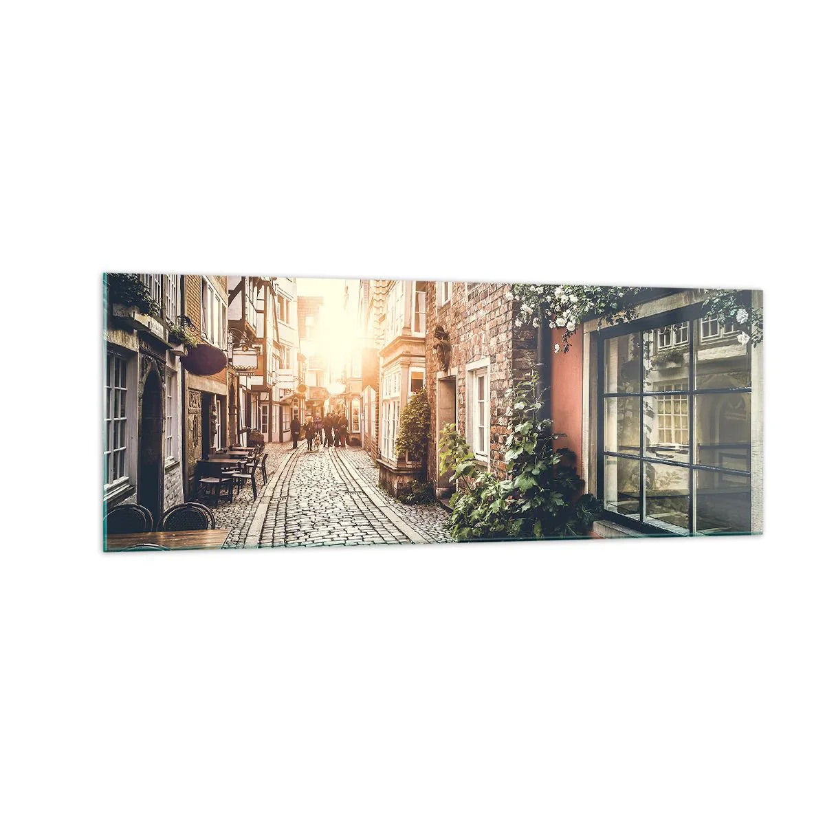 Obraz na szkle - Urokliwa uliczka z kamiennym brukiem i kwiatami - 140x50cm - Różany zaułek w różowym blasku - Nowoczesna dekoracja ścienna do salonu i sypialni ARTTOR
