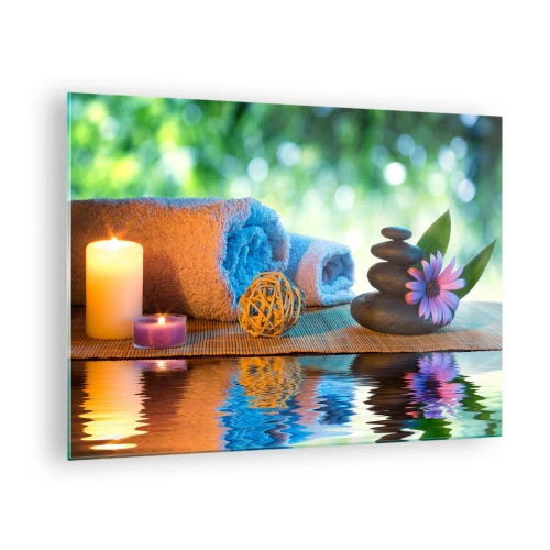 Obraz na szkle - Spa z ręcznikami, świecami i kamieniami na tle natury - 70x50cm - Czas dla ciała - Nowoczesna dekoracja ścienna do salonu i sypialni ARTTOR
