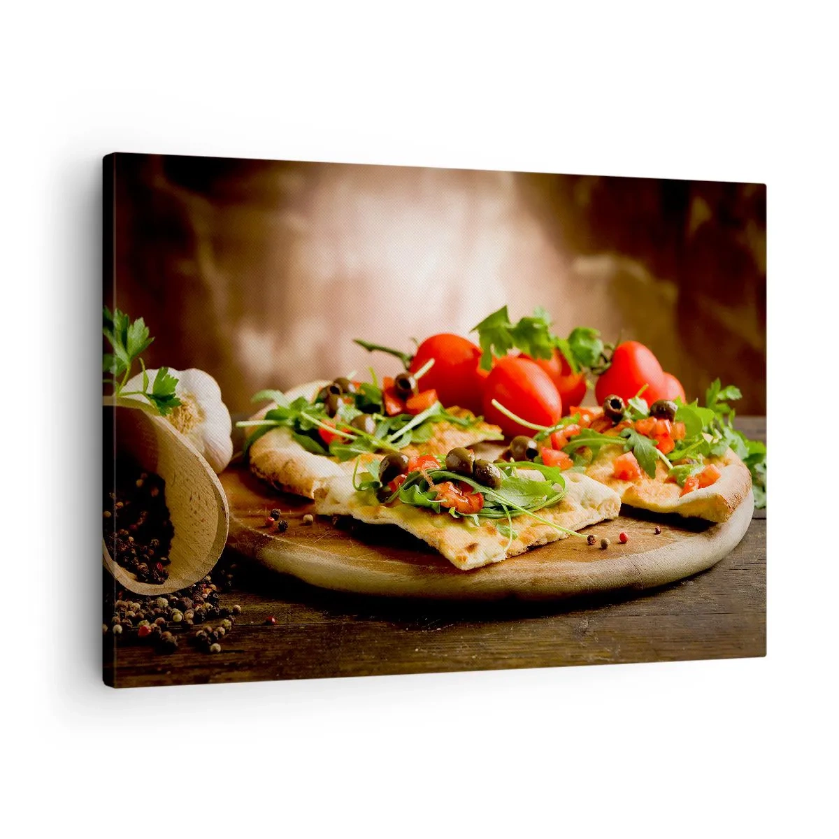 Obraz na płótnie - Pizza z warzywami na drewnianej desce w rustykalnym stylu - 70x50cm - Prosto z pieca i z ogrodu - Nowoczesna dekoracja ścienna do salonu i sypialni ARTTOR