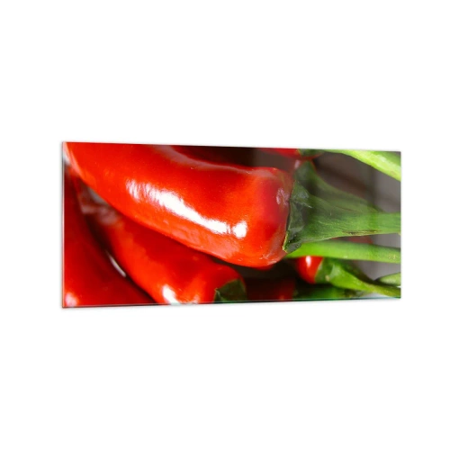 Obraz na szkle - Zbliżenie na czerwone papryczki chili z zielonymi ogonkami - 120x50cm - Soczyste, błyszczące, gładkie - Nowoczesna dekoracja ścienna do salonu i sypialni ARTTOR
