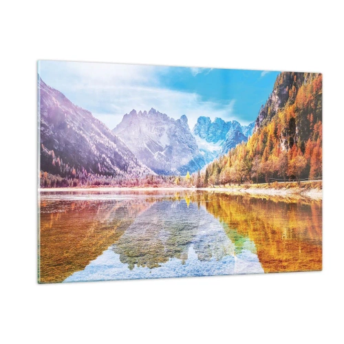 Obraz na szkle - Jesienne góry odbijające się w jeziorze, w otoczeniu kolorowych drzew - 120x80cm - A w górach już jesień - Nowoczesna dekoracja ścienna do salonu, kuchni i sypialni ARTTOR