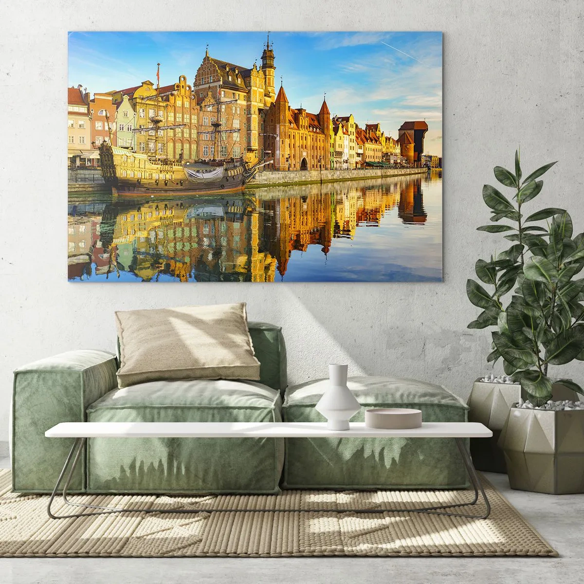 Obraz na szkle - Gdańska starówka z odbiciem w wodzie - 70x50cm - Lustrzane odbicie przeszłości - Nowoczesna dekoracja ścienna do salonu i sypialni ARTTOR