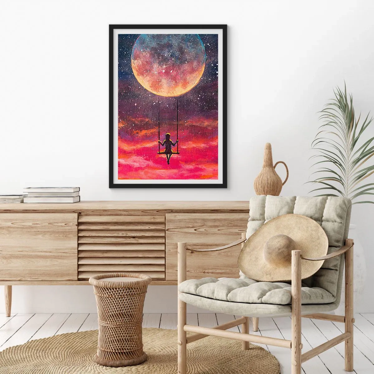 Plakat w czarnej ramie - Dziewczyna na huśtawce pod pełnią księżyca - 50x70cm - Bujać w obłokach - Nowoczesna dekoracja ścienna do salonu i sypialni ARTTOR