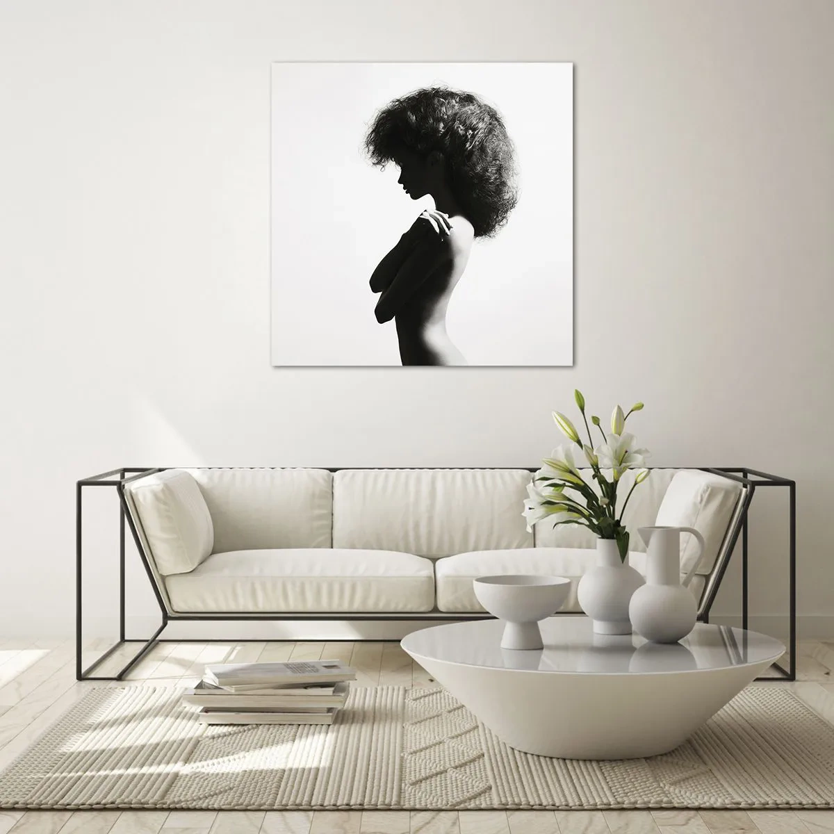Obraz na szkle - Jak kwiat na smukłej łodydze - 70x70 cm