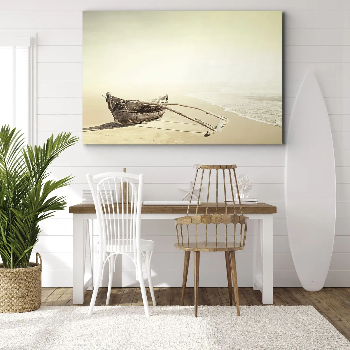 Obraz na płótnie - Stara łódź rybacka na piaszczystej plaży - 70x50cm - Wspomnienie mórz południowych - Nowoczesna dekoracja ścienna do salonu i sypialni ARTTOR