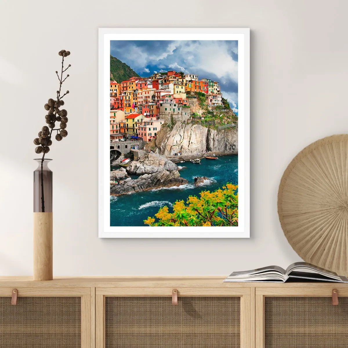 Plakat w białej ramie - Gromadka przytulona do skał - 40x50 cm