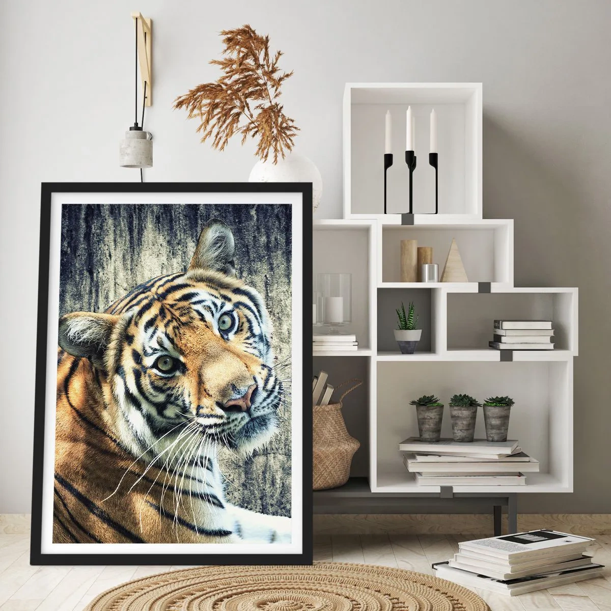 Plakat w czarnej ramie - Portret w strugach światła - 70x100 cm