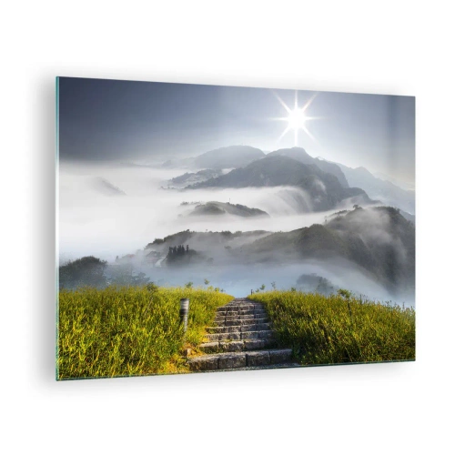 Obraz na szkle - Górski krajobraz z mgłą i schodami prowadzącymi na szczyt - 70x50cm - Wciąż w górę ku chmurom - Nowoczesna dekoracja ścienna do salonu i sypialni ARTTOR
