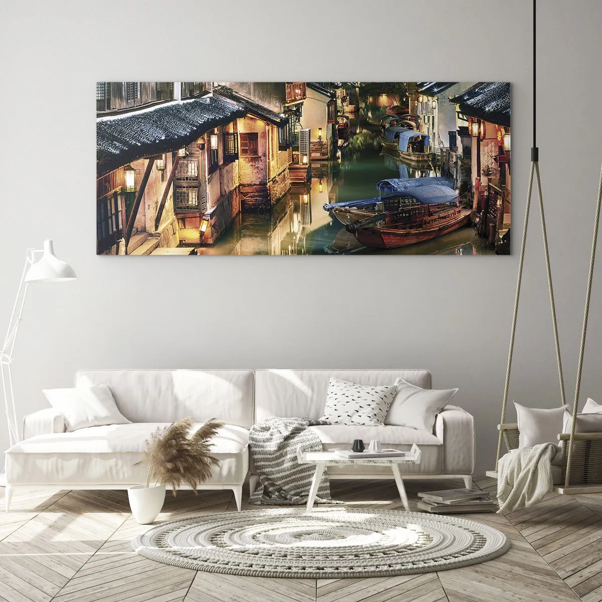Obraz na szkle - Nocny widok na kanały z tradycyjnymi łodziami i domami - 160x50cm - Wieczór na chińskiej ulicy - Nowoczesna dekoracja ścienna do salonu i sypialni ARTTOR