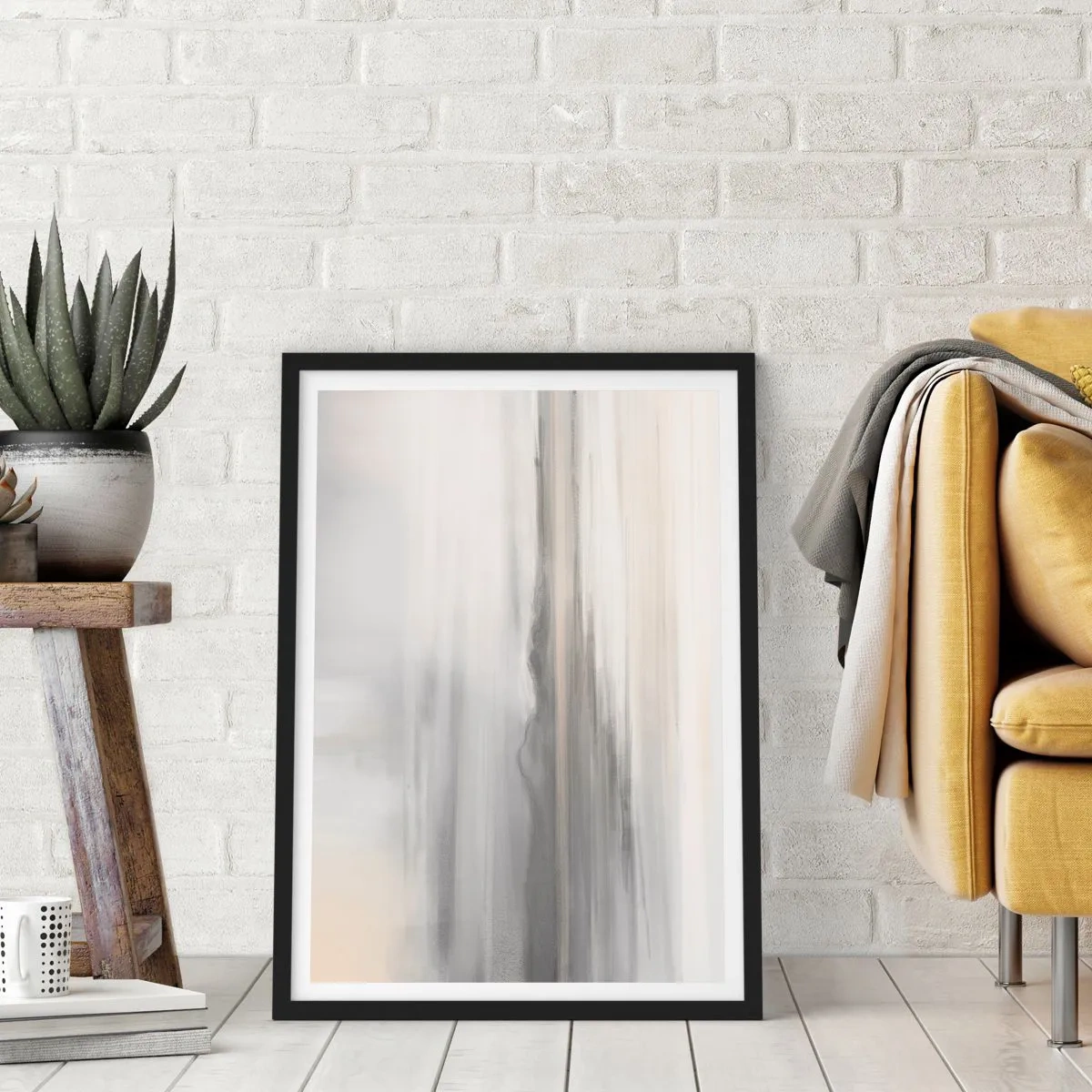 Plakat w czarnej ramie - Subtelne pionowe smugi w odcieniach szarości i beżu - 50x70cm - Zamyślona dal - Nowoczesna dekoracja ścienna do salonu i sypialni ARTTOR