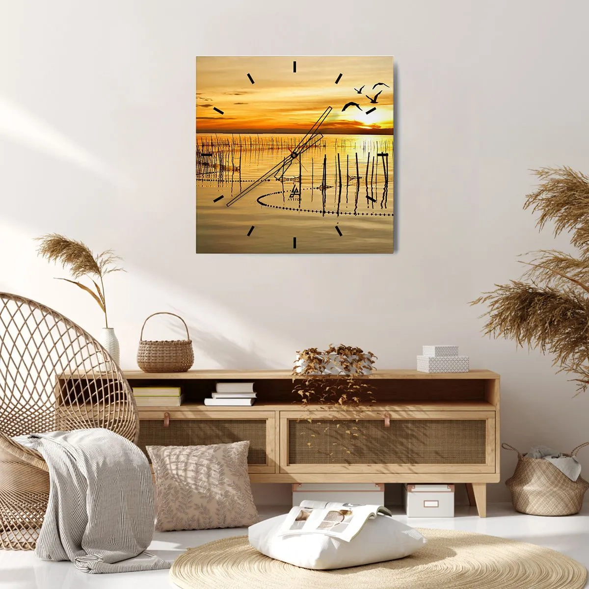 Zegar ścienny - Zachód słońca nad wodą z ptakami w locie - 30x30cm - Na łowisku - Nowoczesna dekoracja ścienna do salonu i sypialni ARTTOR