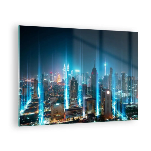 Obraz na szkle - Nocne miasto z wysokimi budynkami i świetlistymi smugami - 70x50cm - Po berlińsku do nieba - Nowoczesna dekoracja ścienna do salonu i sypialni ARTTOR