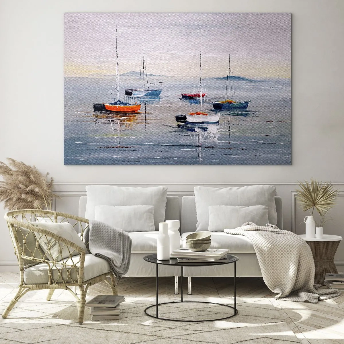 Obraz na szkle - Kolorowe łódki dryfujące na spokojnej tafli wody o zachodzie słońca - 70x50cm - Zasłużony odpoczynek - Nowoczesna dekoracja ścienna do salonu i sypialni ARTTOR