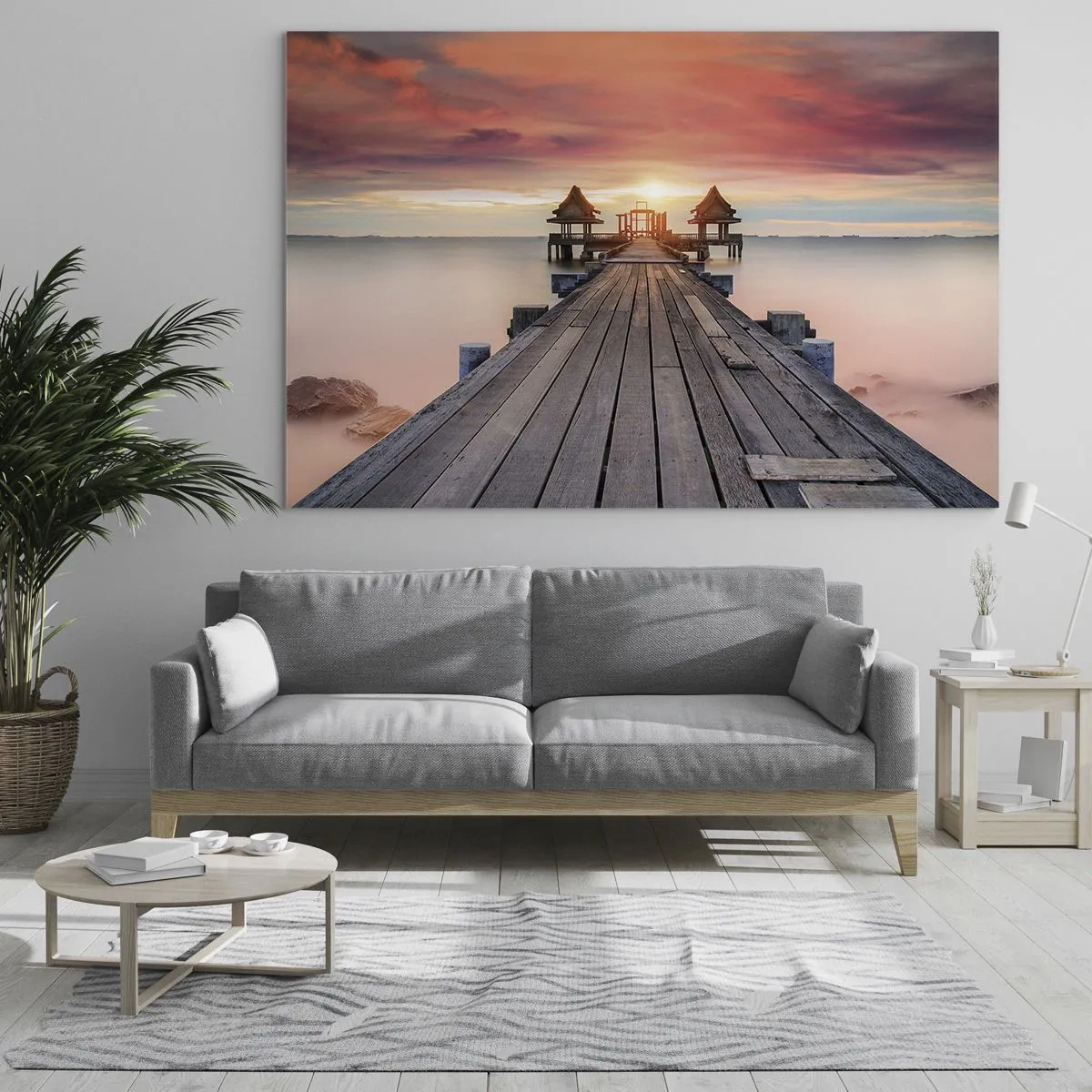 Obraz na szkle - Drewniane molo prowadzące do altanek nad wodą o zachodzie słońca - 70x50cm - Zachód na wschodzie - Nowoczesna dekoracja ścienna do salonu i sypialni ARTTOR