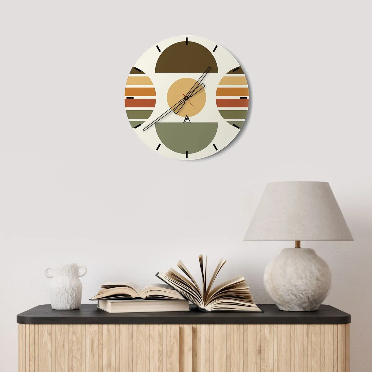 Zegar ścienny - Geometryczne półkola i paski w kolorach ziemi na jasnym tle - 30x30cm - W kolorach ziemi - Nowoczesna dekoracja ścienna do salonu, kuchni i sypialni ARTTOR