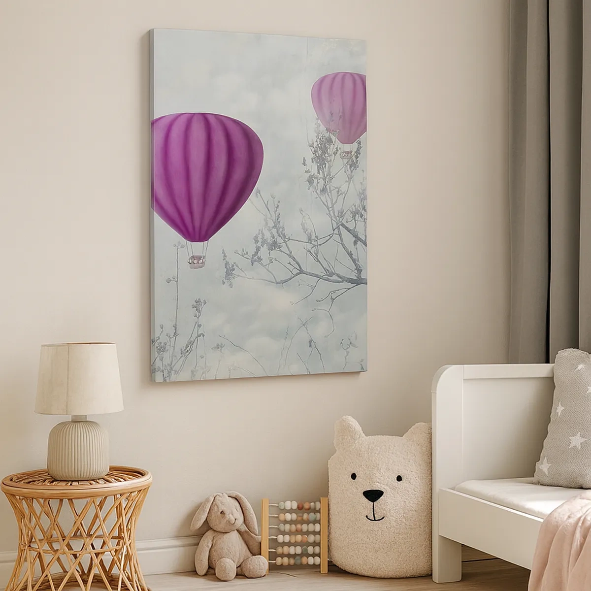 Obraz na płótnie - Fioletowe balony unoszące się na tle gałęzi drzew - 50x70cm - Jak statki na niebie - Nowoczesna dekoracja ścienna do salonu, kuchni i sypialni ARTTOR