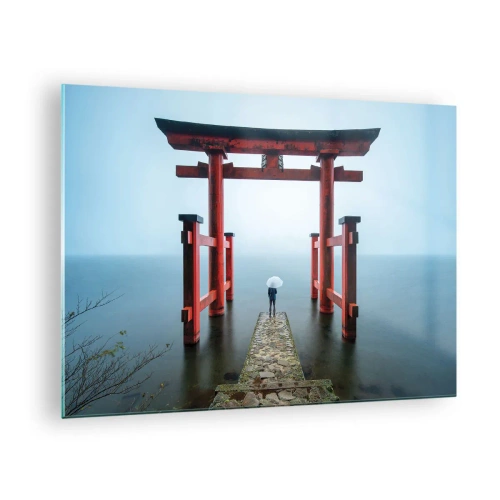 Obraz na szkle - Czerwony torii nad spokojną wodą w mglistej scenerii - 70x50cm - Japońska zaduma - Nowoczesna dekoracja ścienna do salonu i sypialni ARTTOR