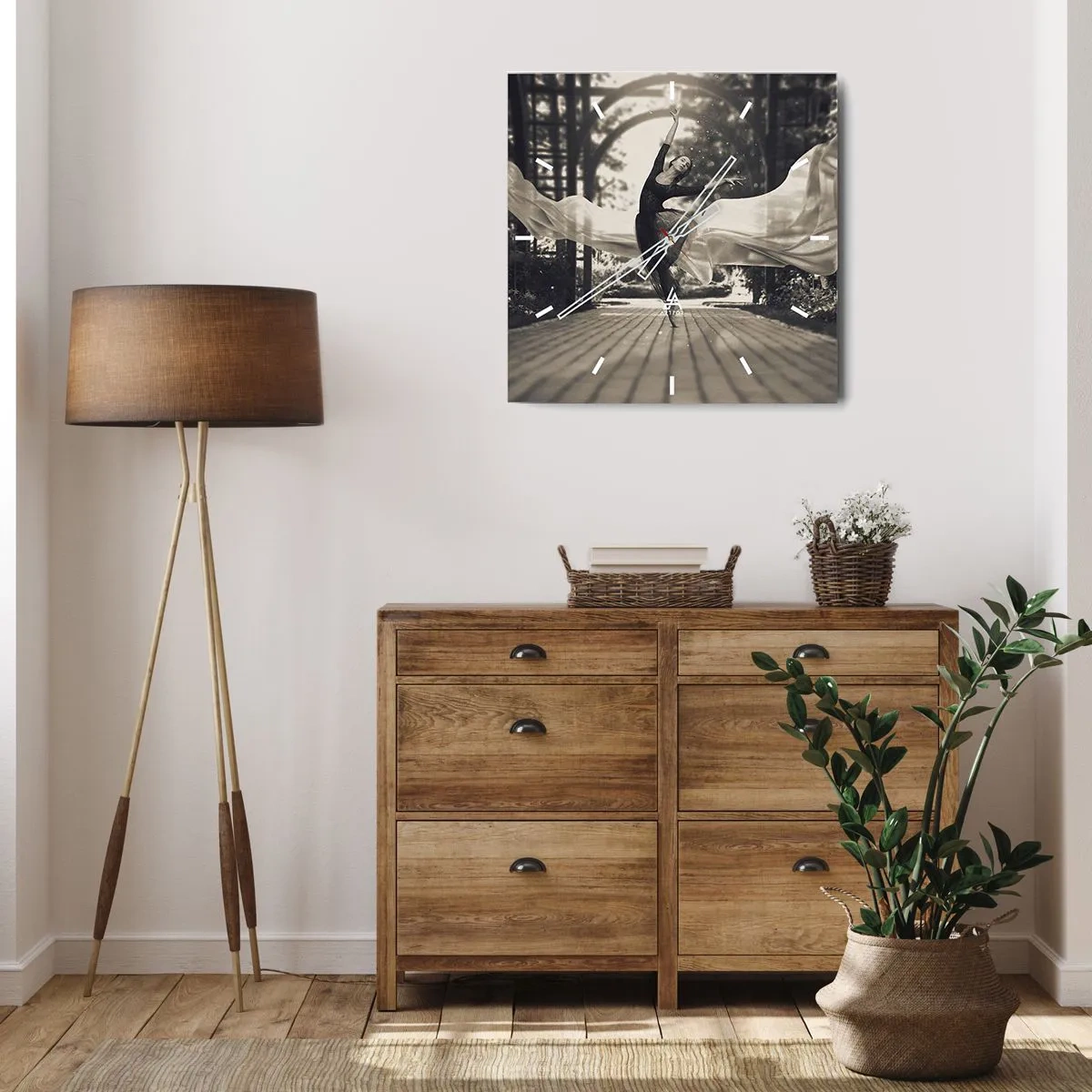 Zegar ścienny - Taniec ducha ogrodu - 40x40 cm