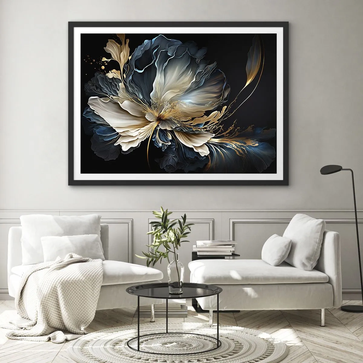 Plakat w czarnej ramie - Kwiat w odcieniach złota i granatu na czarnym tle - 70x50cm - Baśniowy kwiat paproci - Nowoczesna dekoracja ścienna do salonu i sypialni ARTTOR