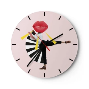 Zegar ścienny - Postać z głową w kształcie ust w dynamicznej kompozycji pop-art - 30x30cm - Surrealistyczny pop-art - Nowoczesna dekoracja ścienna do salonu, kuchni i sypialni ARTTOR