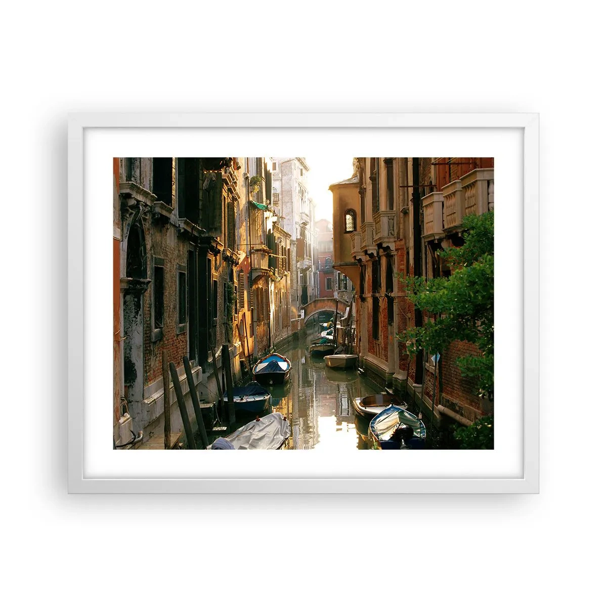 Plakat w białej ramie - W weneckim zaułku - 50x40 cm