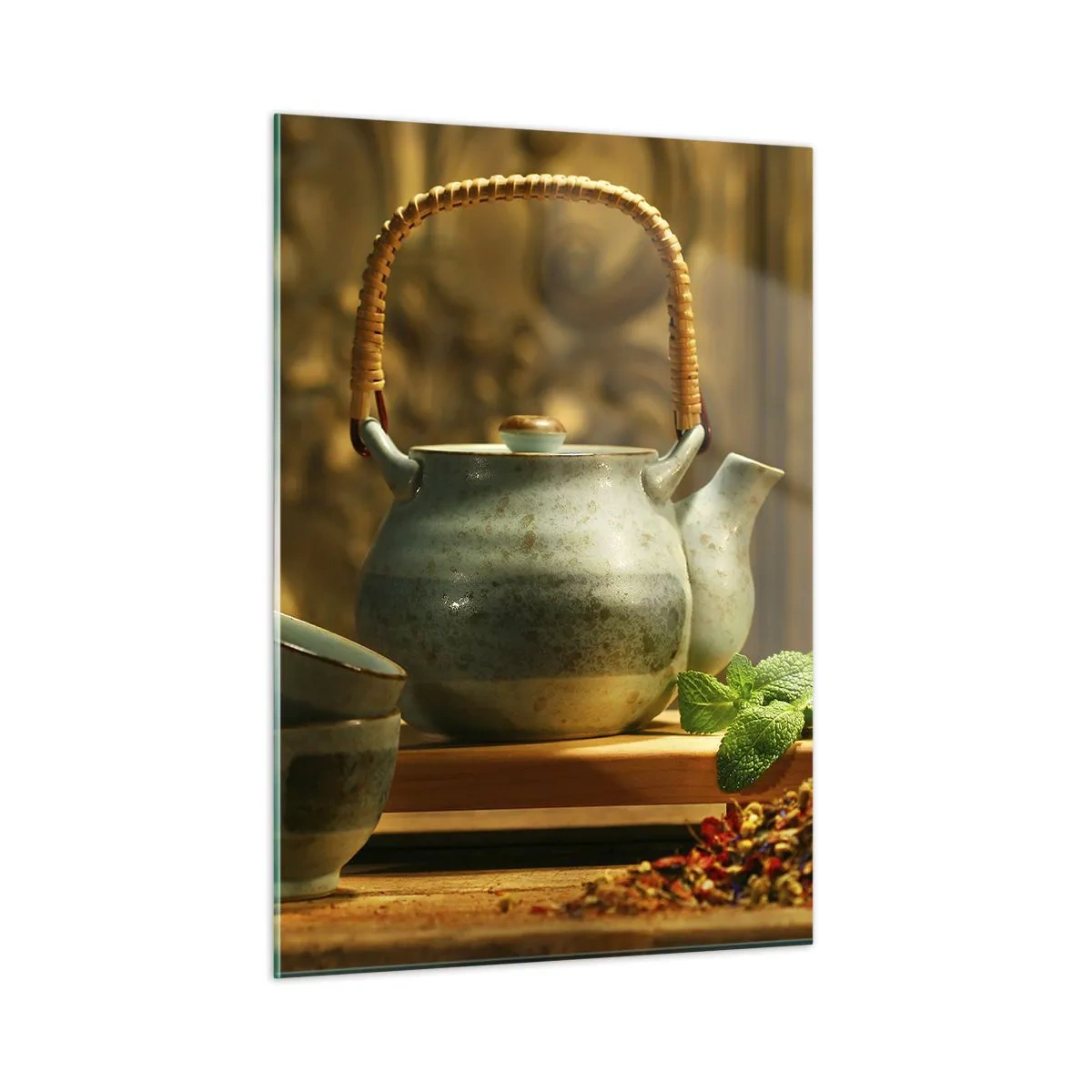 Obraz na szkle - Zestaw ceramiczny do herbaty z ziołami w tle klasycznej dekoracji - 50x70cm - Traktat o piciu herbaty - Nowoczesna dekoracja ścienna do salonu, kuchni i sypialni ARTTOR