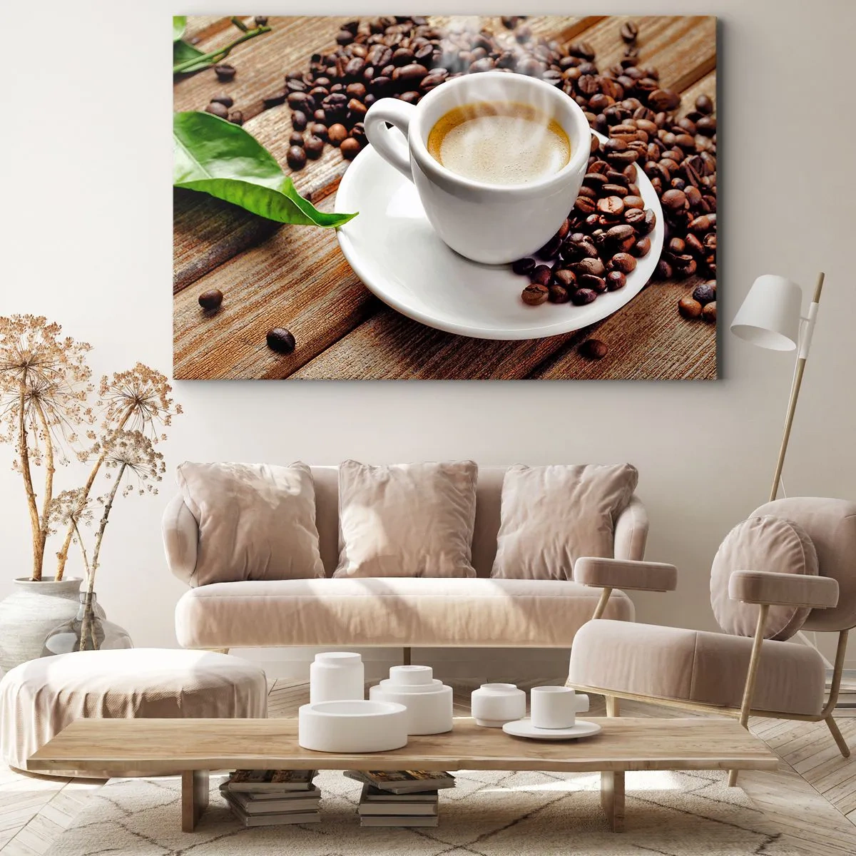 Obraz na płótnie - Filiżanka aromatycznej kawy na tle ziaren i liścia - 70x50cm - Kawa na ławie - Nowoczesna dekoracja ścienna do salonu i sypialni ARTTOR