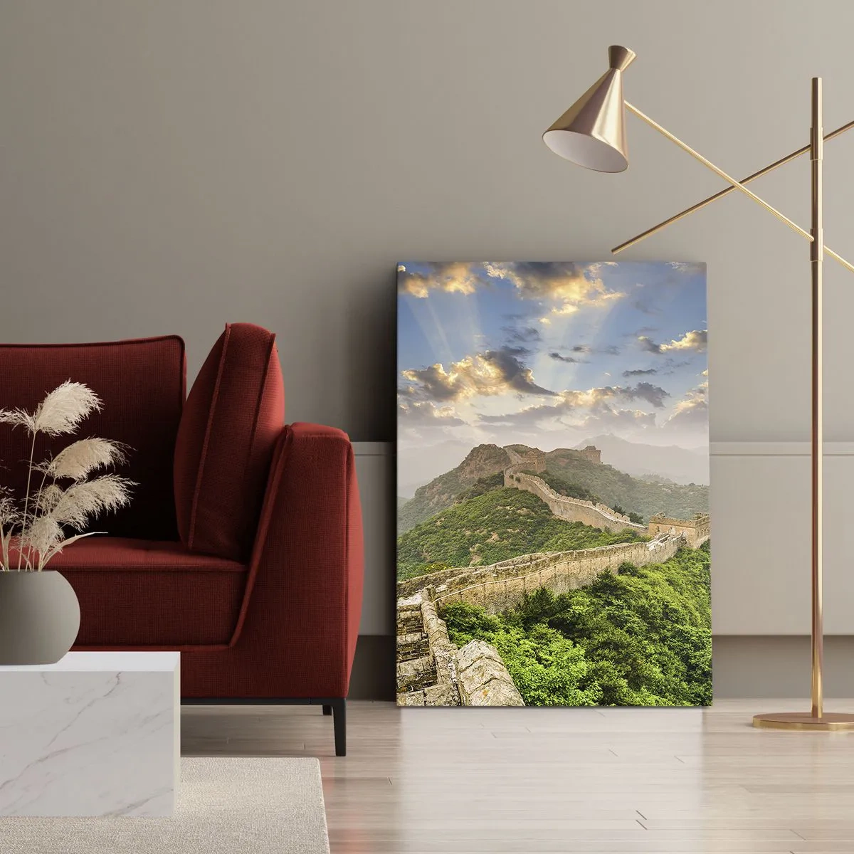 Obraz na płótnie - Wielki Mur Chiński o zachodzie słońca w otoczeniu zielonych wzgórz - 50x70cm - Nieprzemijająca wielkość - Nowoczesna dekoracja ścienna do salonu, kuchni i sypialni ARTTOR