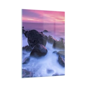 Obraz na szkle - Fale rozbijające się o skały o zachodzie słońca - 50x70cm - Narodziny w blasku i mgle - Nowoczesna dekoracja ścienna do salonu, kuchni i sypialni ARTTOR
