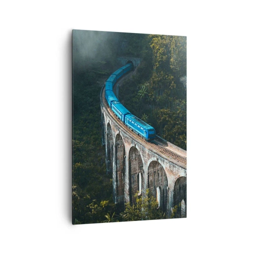 Obraz na płótnie - Niebieski pociąg na zabytkowym wiadukcie wśród lasów - 80x120cm - Pociąg do natury - Nowoczesna dekoracja ścienna do salonu i sypialni ARTTOR