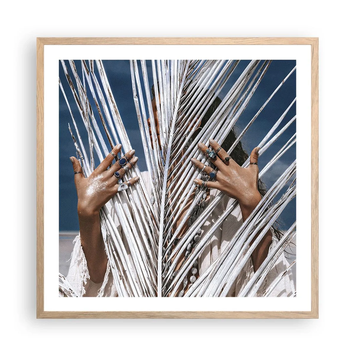 Plakat w ramie jasny dąb - Dziewczyna szamana? - 60x60 cm