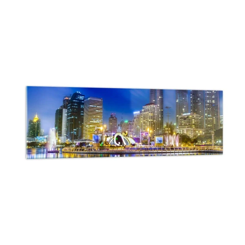 Obraz na szkle - Nocna panorama miasta z odbiciem świateł na wodzie - 160x50cm - Tęczowa noc metropolii - Nowoczesna dekoracja ścienna do salonu i sypialni ARTTOR