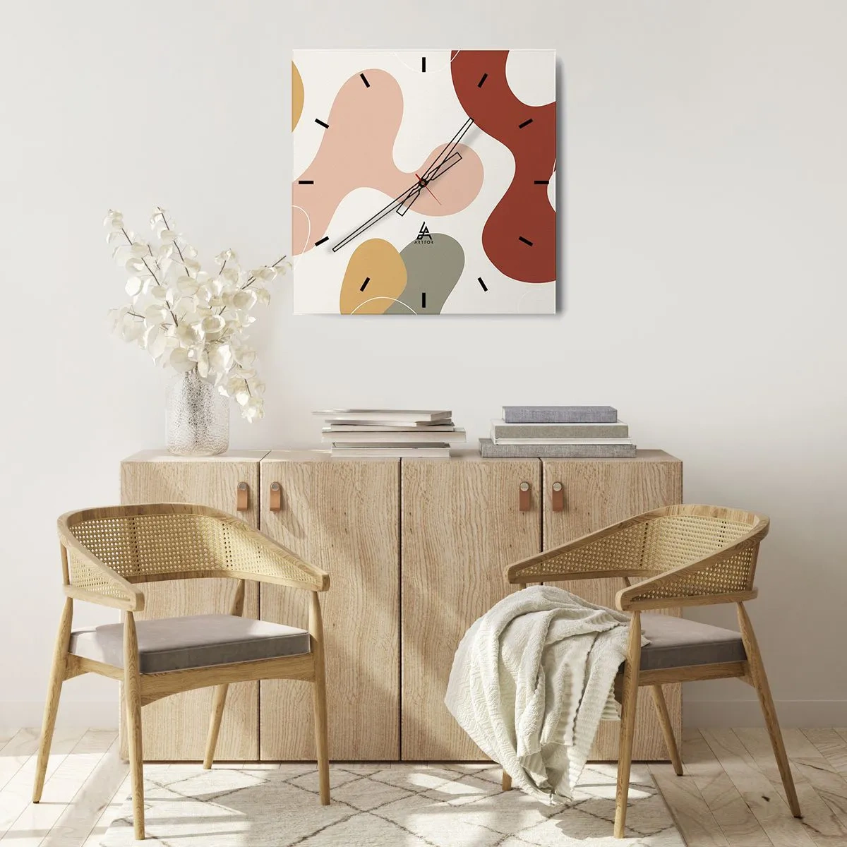 Zegar ścienny - Abstrakcyjna kompozycja w pastelowych odcieniach z dynamicznymi kształtami - 30x30cm - Esy czy floresy? - Nowoczesna dekoracja ścienna do salonu i sypialni ARTTOR