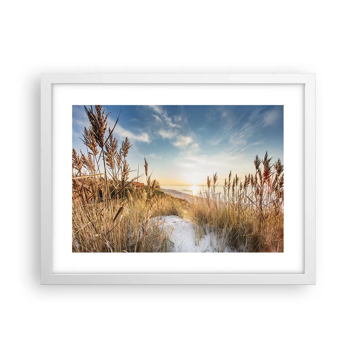 Plakat w białej ramie - Północna plaża - 40x30 cm