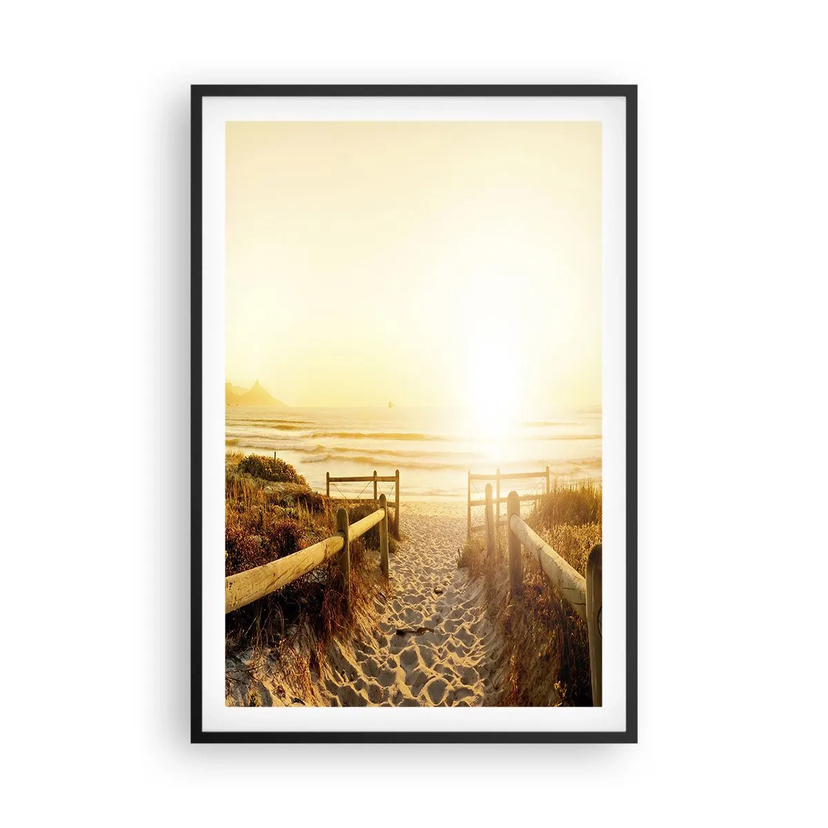Plakat w czarnej ramie - Przez wydmę, w stronę słońca - 61x91 cm